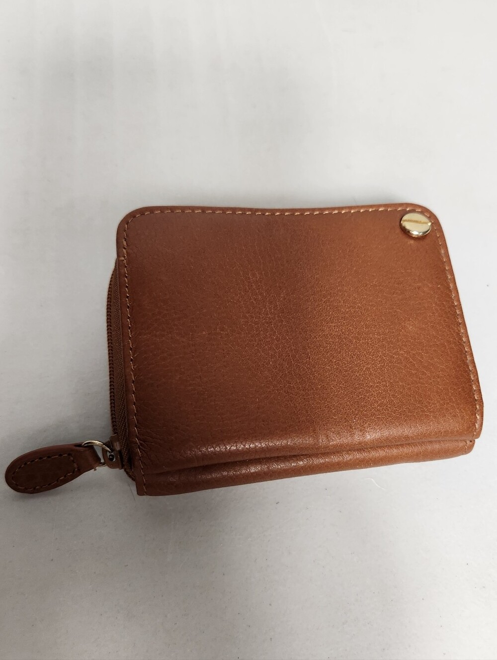 Madison Studio VTG Leather Fan Card Wallet Zip Around Coin/Key Fob/Pictures